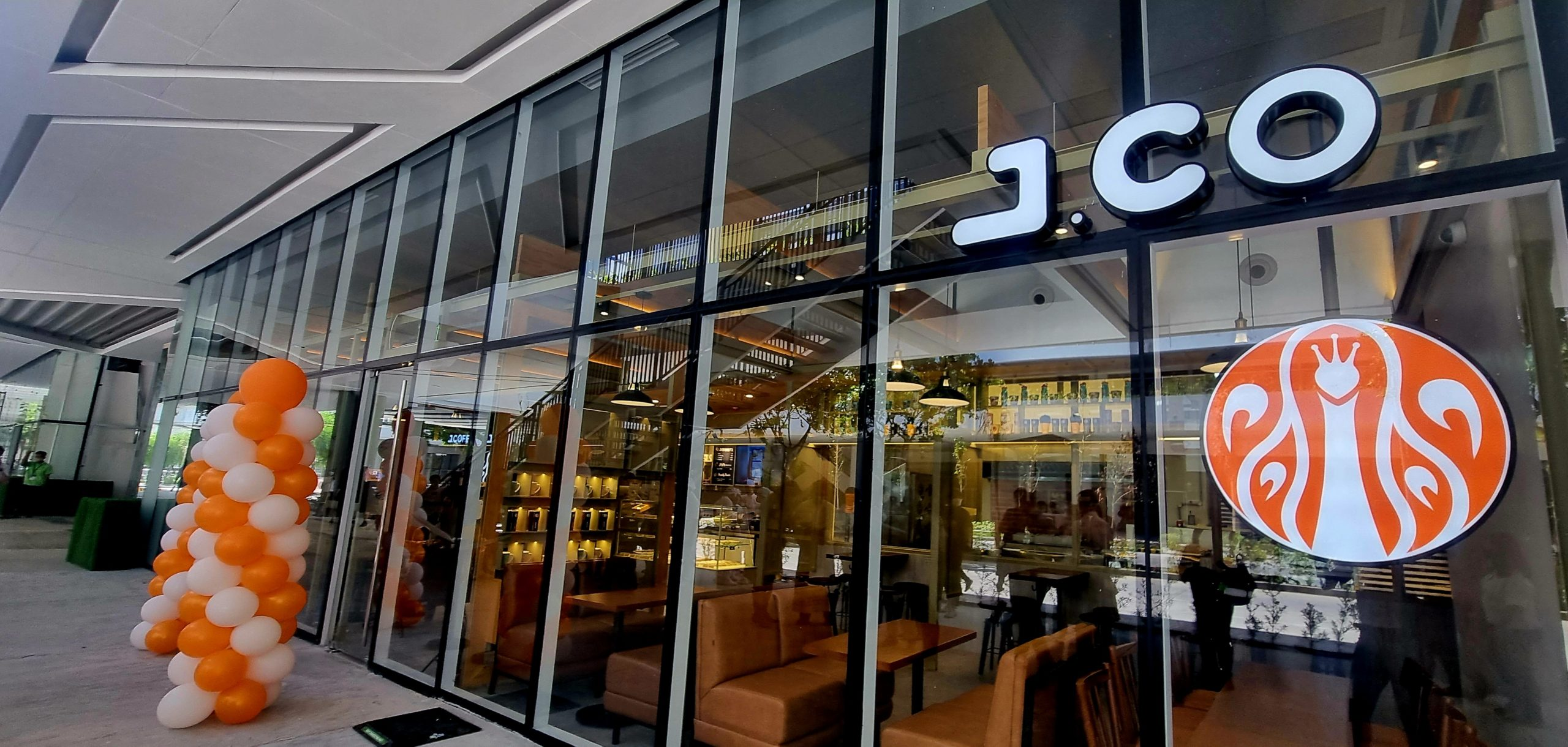 J.CO Donuts & Coffee Franchise: Asia’s Modern Donut Café Giant